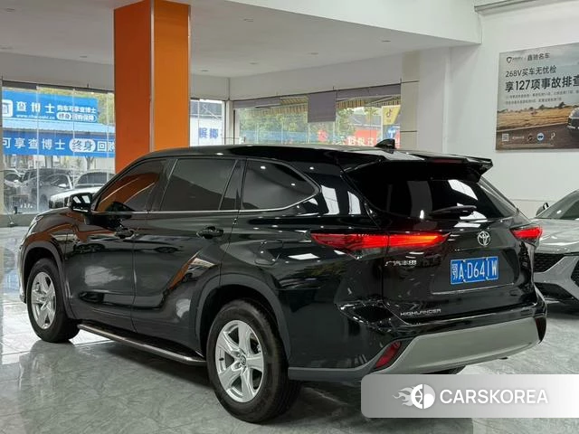 Toyota Highlander 2025 Черный из Китая, фото 2