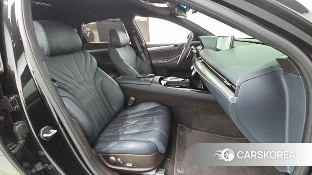 Genesis G80 (RG3) 2022 Черный из Кореи, фото 2