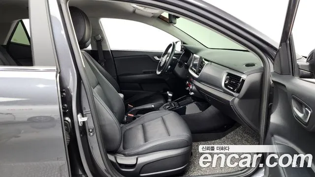 Kia Stonic 2020 Серый из Кореи, фото 2