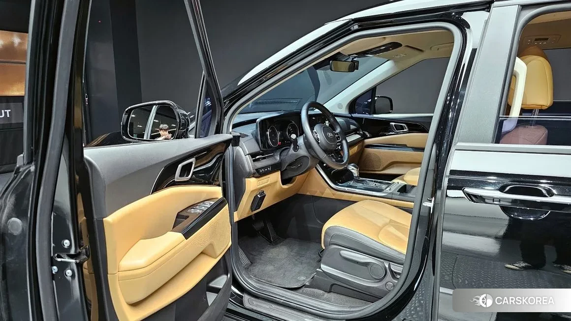 Kia Carnival 4th generation 2020 Черный из Кореи, фото 2