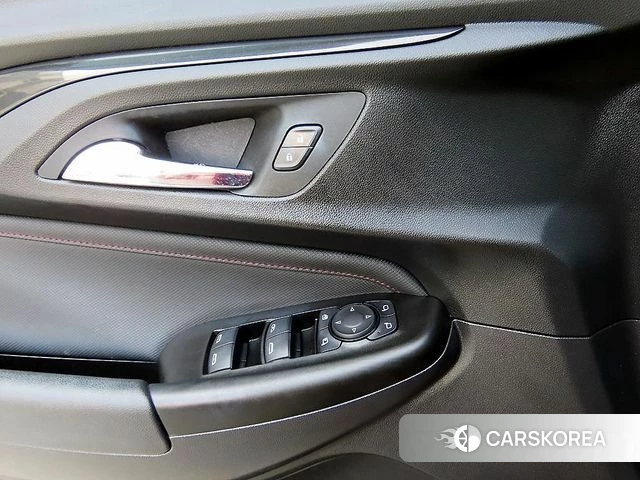 Chevrolet (GM Daewoo) Trailblazer 2022 Красный из Кореи, фото 2