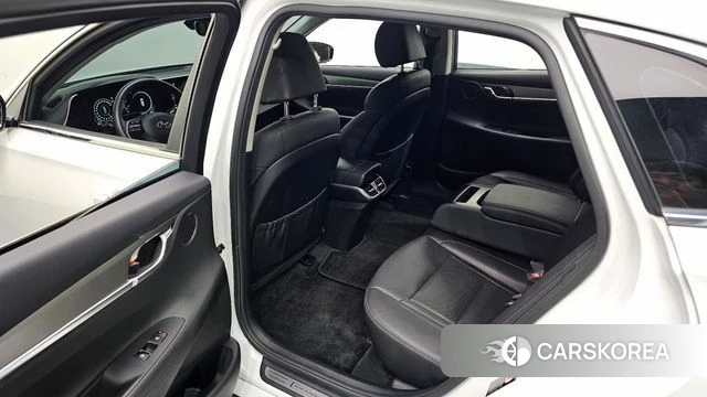 Hyundai The New Grandeur IG Hybrid 2022 Белый из Кореи, фото 2