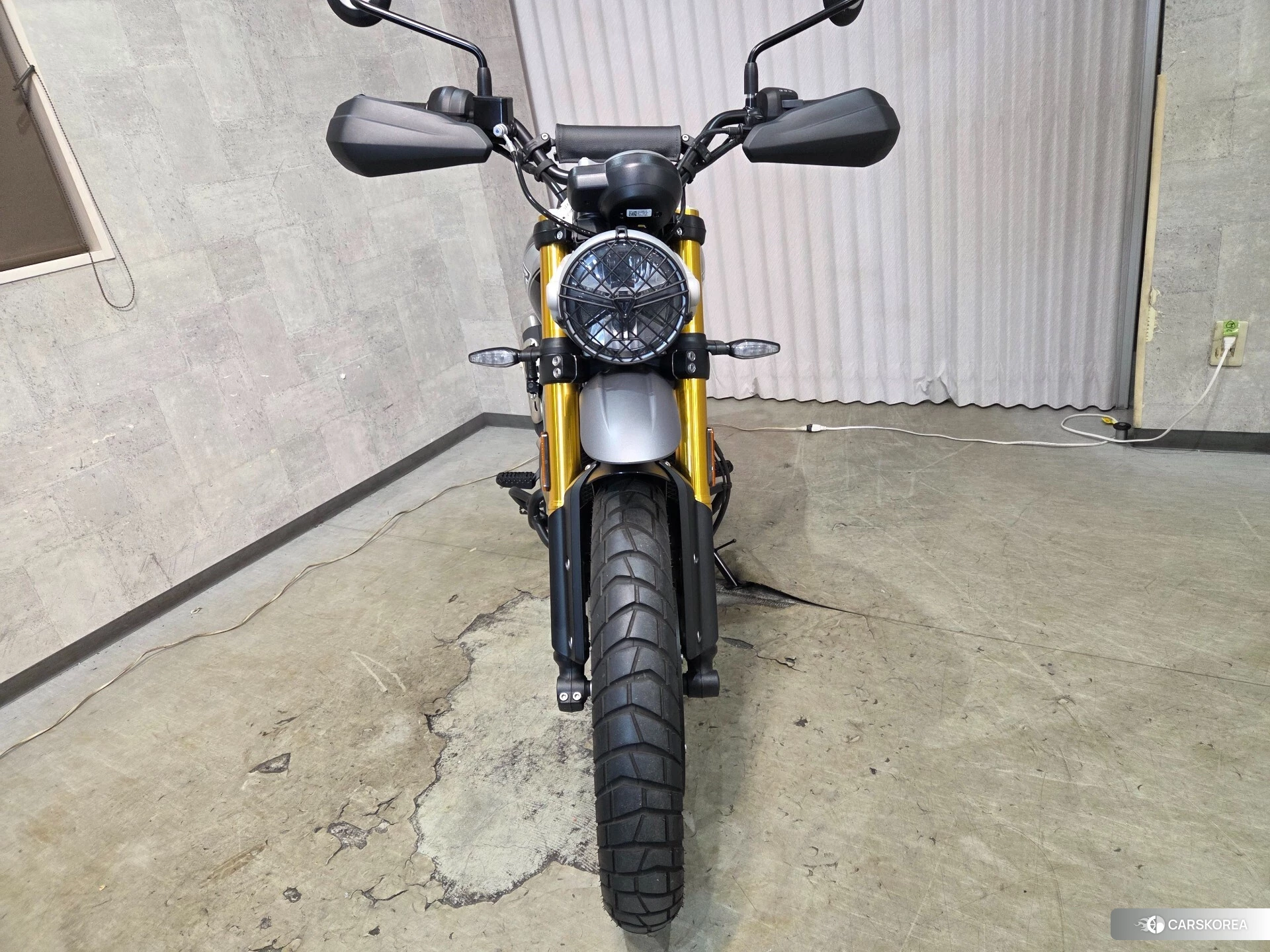 OTHER TRIUMPH SCRAMBLER 400X 2024 из Японии