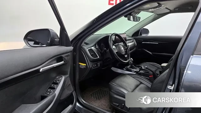 Kia Seltos 2020 Серый из Кореи, фото 2