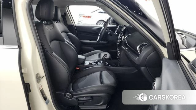 Mini Cooper Clubman 2021 Жемчужный цвет из Кореи, фото 2