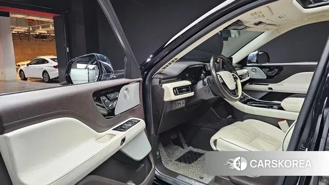 Lincoln Aviator 2nd generation 2020 Черный из Кореи, фото 2