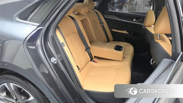 Kia K5 3rd generation 2023 Серый из Кореи, фото 2