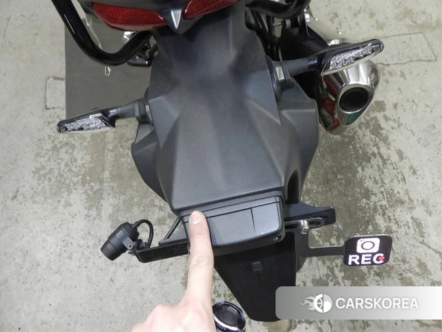 Проданный Suzuki SV650 id 3999782 из Японии, фото 2