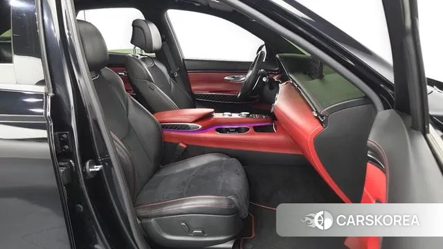 Genesis GV70 2021 Черный из Кореи, фото 2