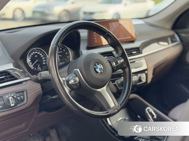 BMW X1 2021 Белый из Китая, фото 2