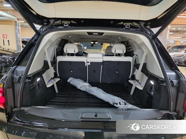 BMW X7 (G07) 2022 Черный из Кореи, фото 2