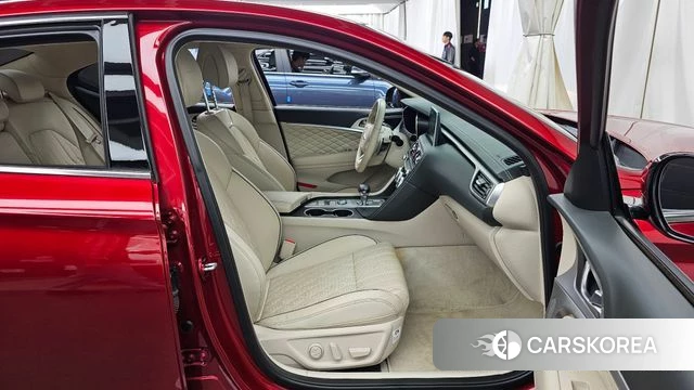 Genesis G70 2018 Красный из Кореи, фото 2