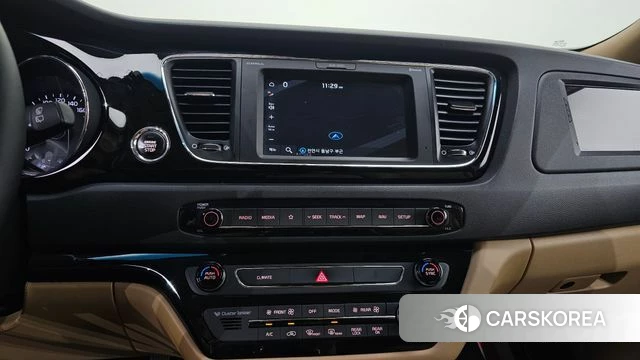 Kia The New Carnival 2018 Черный из Кореи, фото 2