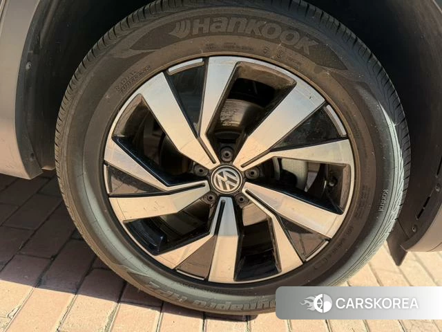 Volkswagen Tanyue 2021 Черный из Китая, фото 2