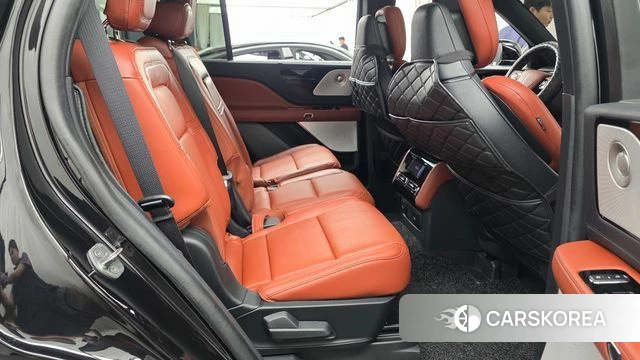 Lincoln Aviator 2nd generation 2024 Черный из Кореи, фото 2