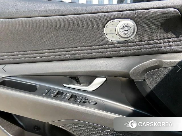 Hyundai The New Avante (CN7) 2023 Белый из Кореи, фото 2