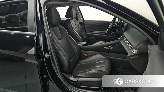 Hyundai Avante (CN7) 2021 Черный из Кореи, фото 2