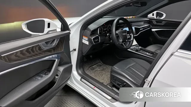 Audi A6 (C8) 2022 Белый из Кореи, фото 2