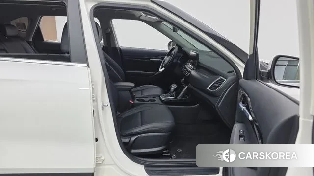 Kia Seltos 2022 Белый из Кореи, фото 2