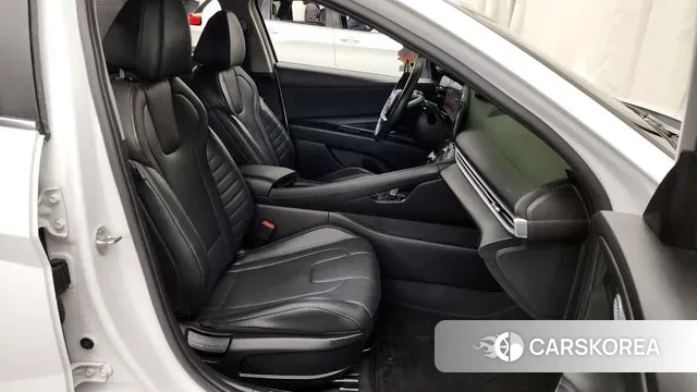 Hyundai Avante Hybrid (CN7) 2021 Белый из Кореи, фото 2