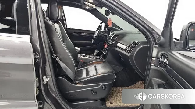 Jeep Grand Cherokee 2021 Серый из Кореи, фото 2
