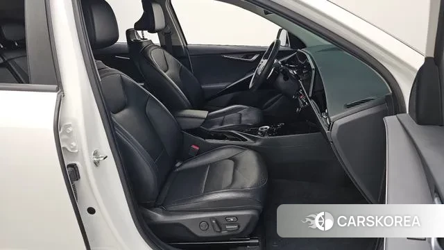 Kia Di Ol Nu Niro 2022 Белый из Кореи, фото 2