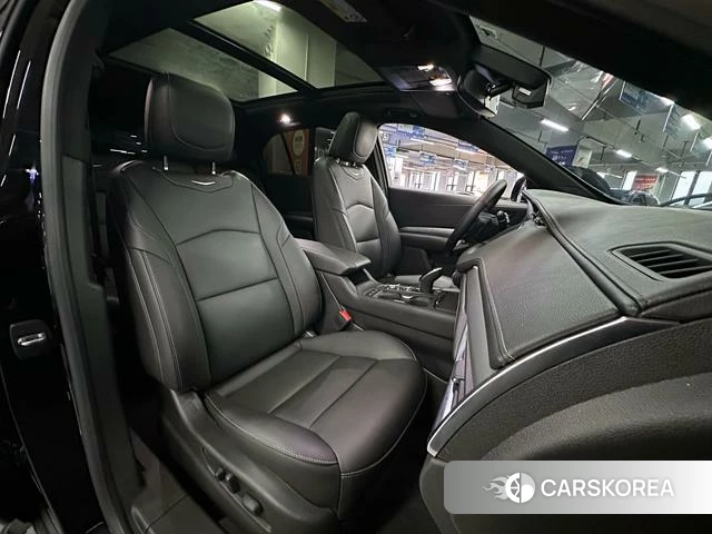 Cadillac XT4 2020 Черный из Китая, фото 2