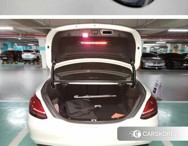 Mercedes-Benz C-Class W205 2019 Белый из Кореи, фото 2