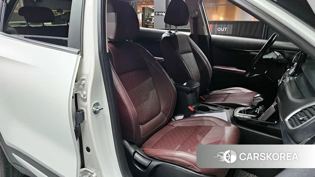 Kia Seltos 2022 Белый из Кореи, фото 2