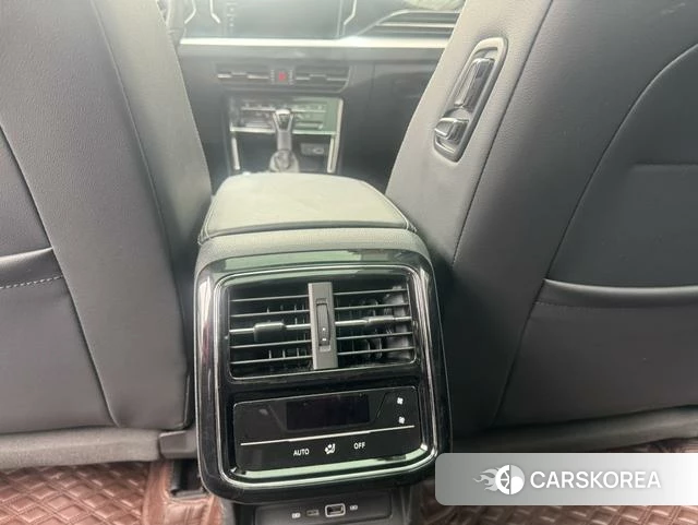 Volkswagen Passat 2022 Черный из Китая, фото 2