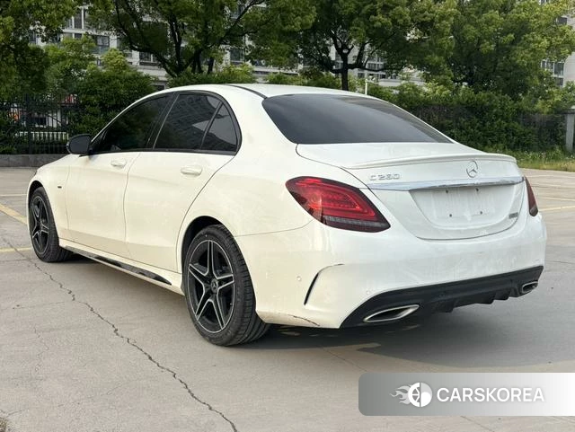 Mercedes-Benz Class C 2021 Белый из Китая, фото 2
