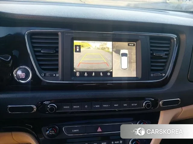 Kia The New Carnival 2018 Черный из Кореи, фото 2