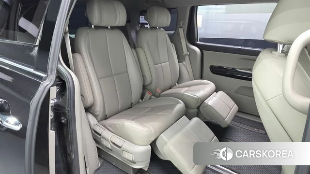 Kia The New Carnival 2018 Серый из Кореи, фото 2