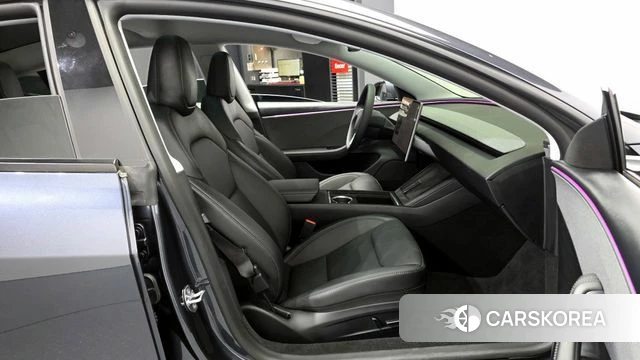 Tesla Model 3 2025 Серый из Кореи, фото 2