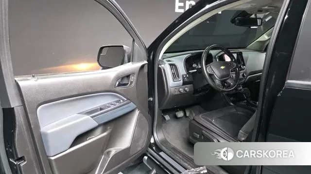 Chevrolet (GM Daewoo) Real New Colorado 2020 Черный из Кореи, фото 2