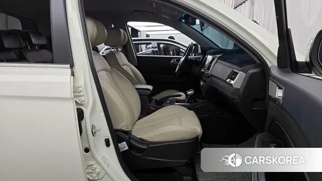 Ssangyong Rexton Sports 2018 Белый из Кореи, фото 2