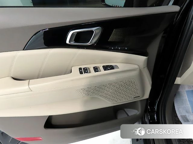 Kia The New Carnival 4th Generation 2025 Черный из Кореи, фото 2