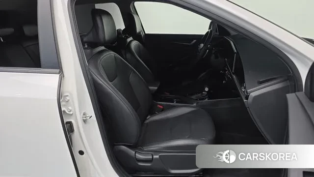 Kia Di Ol Nu Niro 2022 Белый из Кореи, фото 2