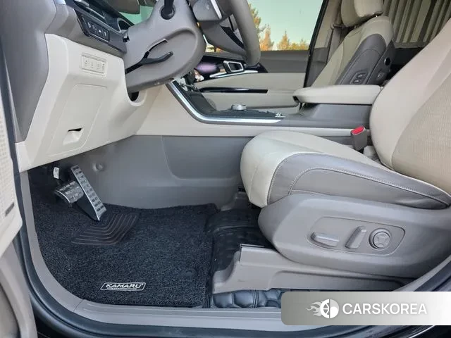 Kia Carnival 4th generation 2023 Черный из Кореи, фото 2