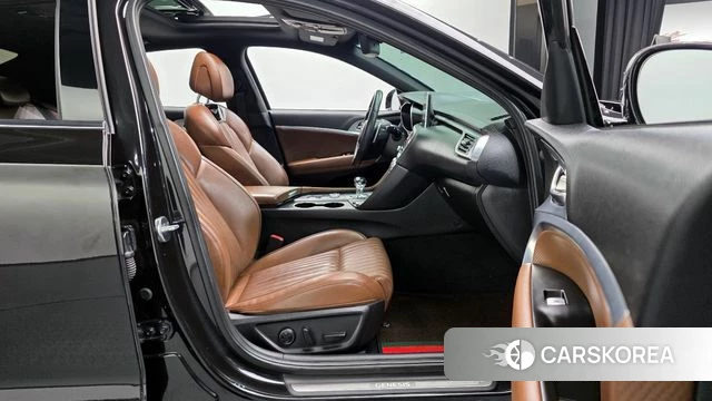 Genesis G70 2019 Черный из Кореи, фото 2