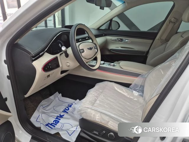 Genesis GV70 2022 Белый из Кореи, фото 2