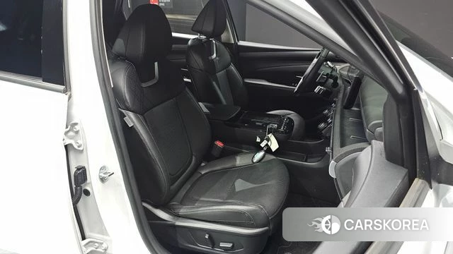 Hyundai The New Tucson Hybrid (NX4) 2025 Белый из Кореи, фото 2