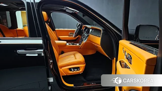 Rolls-Royce Cullinan id 3104461 из Кореи 2