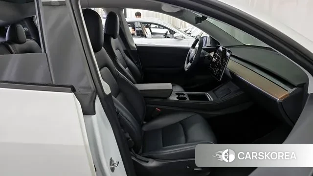 Tesla Model Y 2022 Белый из Кореи, фото 2