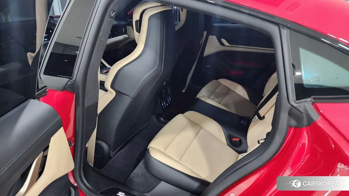 Porsche Taycan 2021 Красный из Кореи, фото 2