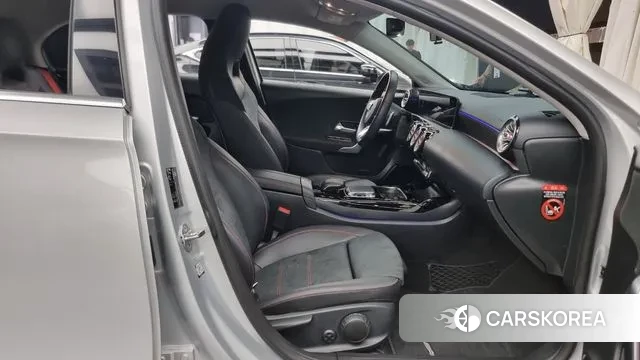 Mercedes-Benz A-Class W177 2020 Серебряный из Кореи, фото 2