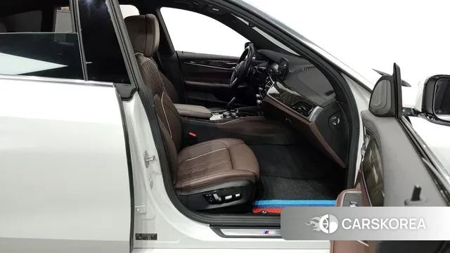 BMW 6 Series GT (G32) id 3531035 из Кореи 2