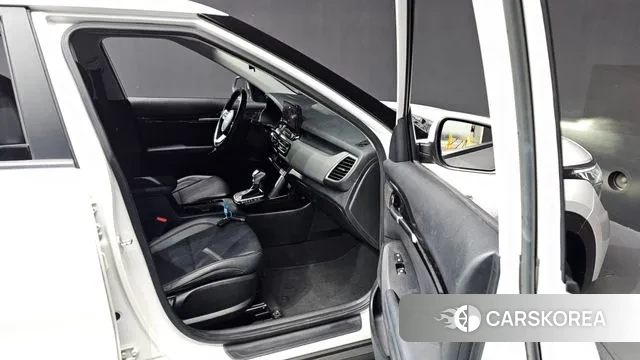 Kia Seltos 2022 Белый из Кореи, фото 2