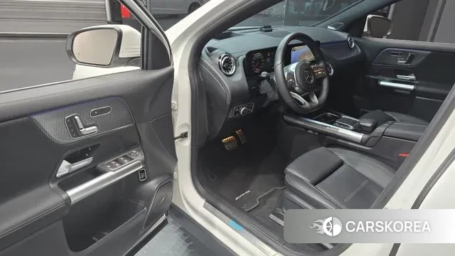 Mercedes-Benz EQA H243 2023 Белый из Кореи, фото 2