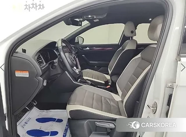 Volkswagen T-Roc 2021 Белый из Кореи, фото 2